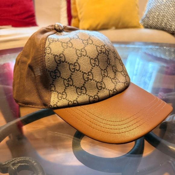 Authentic Gucci GG Supreme Trucker Hat Leather Brim Adjustable Brown - Picture 3 of 4